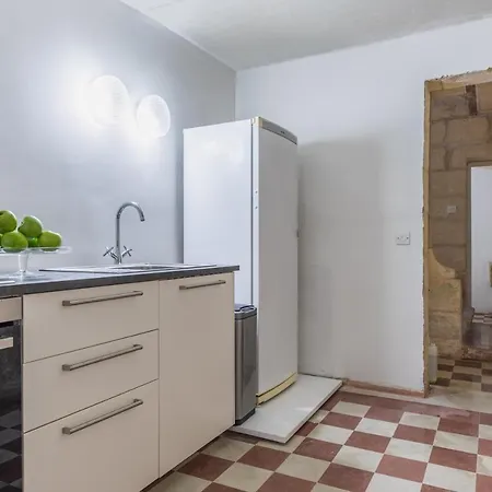 Daire Stylish Retro Il-Furjana