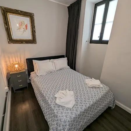 Apartment Stylish Retro *